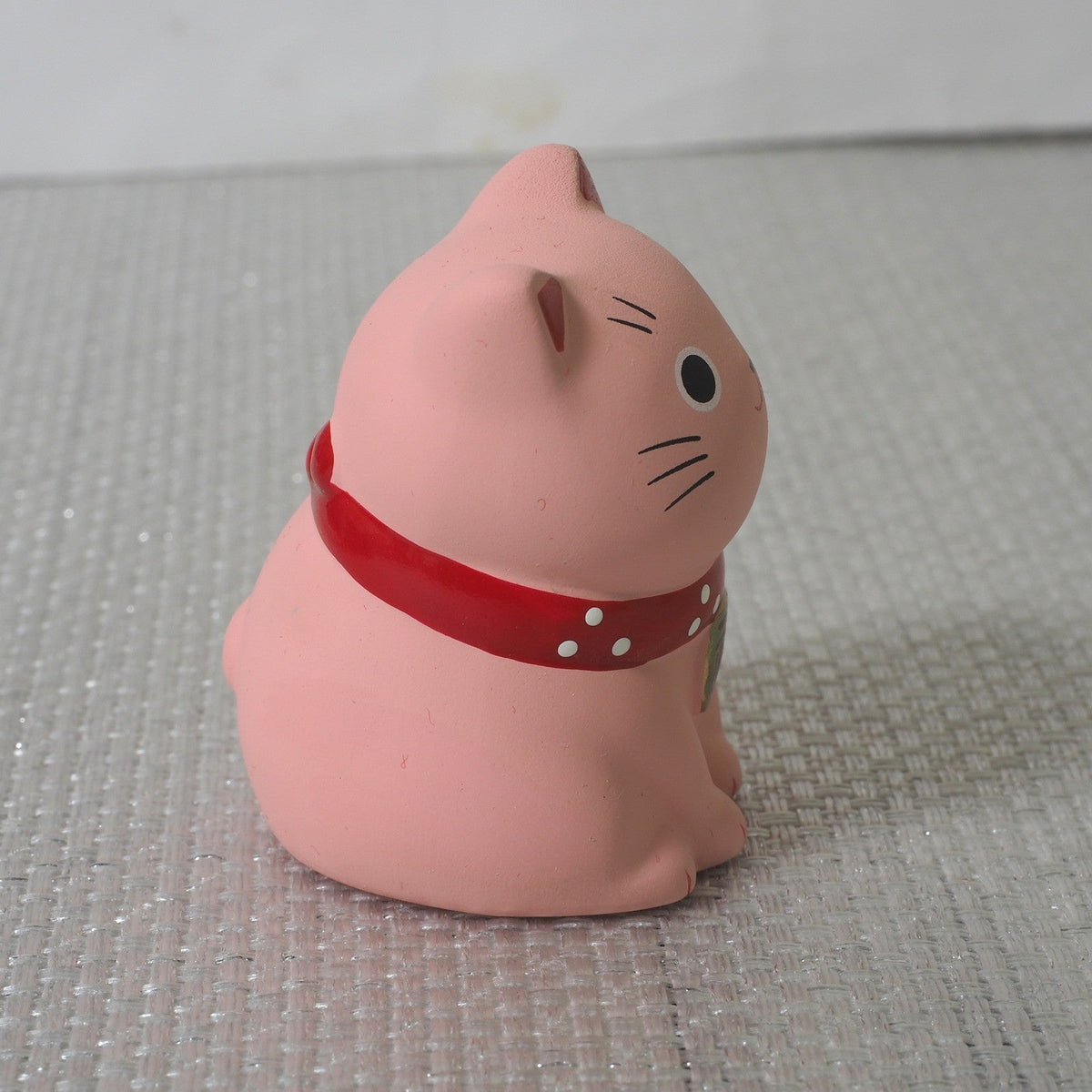Mini Japanese Lucky Cat Pair – White & Pink Maneki Neko | Yakushigama