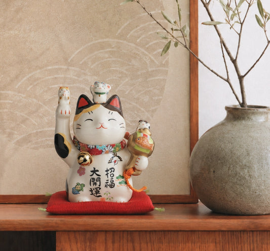 Great Fortune Japanese Lucky Cat Figurine with Lucky Mallet โ 5 in Maneki Neko | Yakushigama