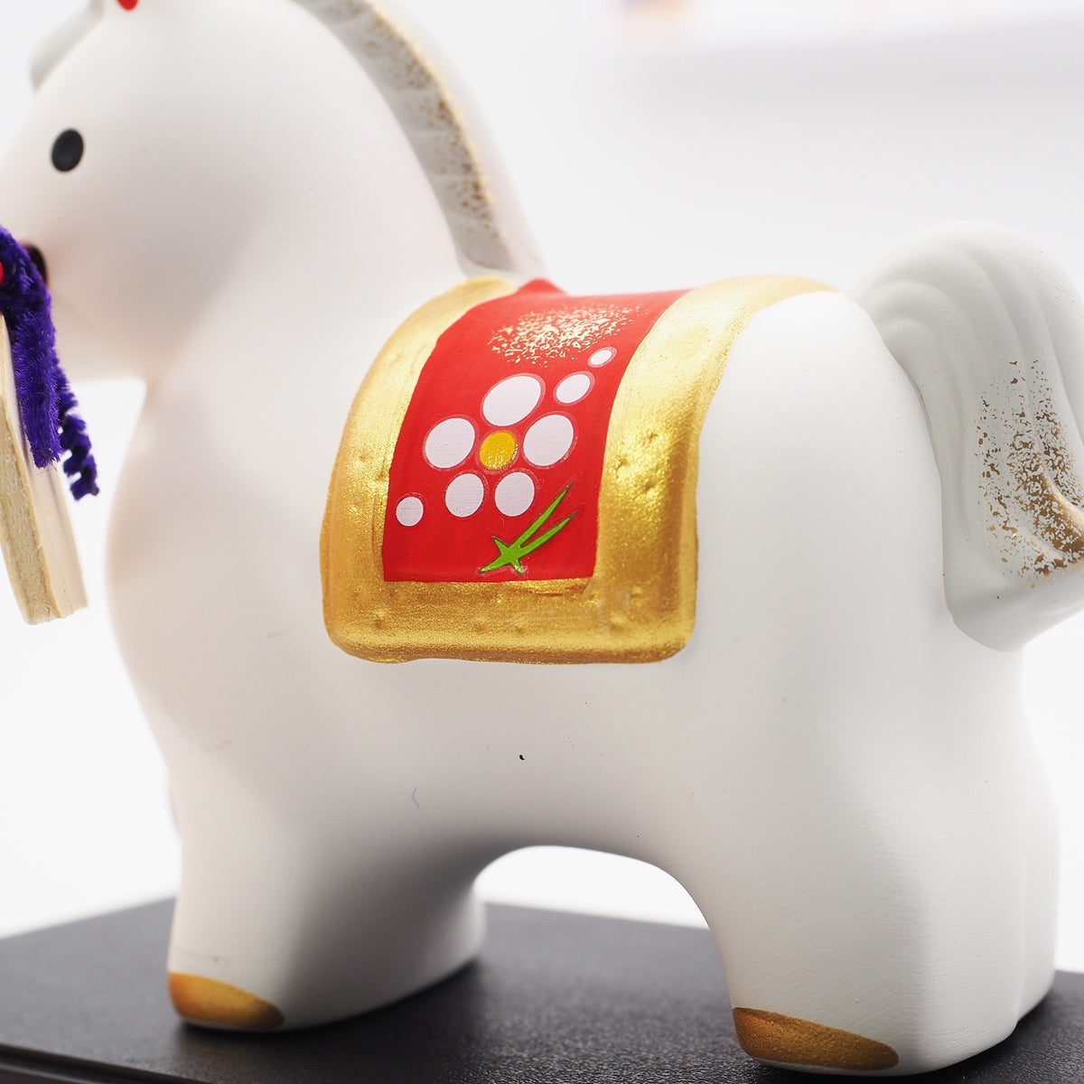 Horse Zodiac Figurine with Hamaya Lucky Arrow | Yakushigama 2026 Zodiac