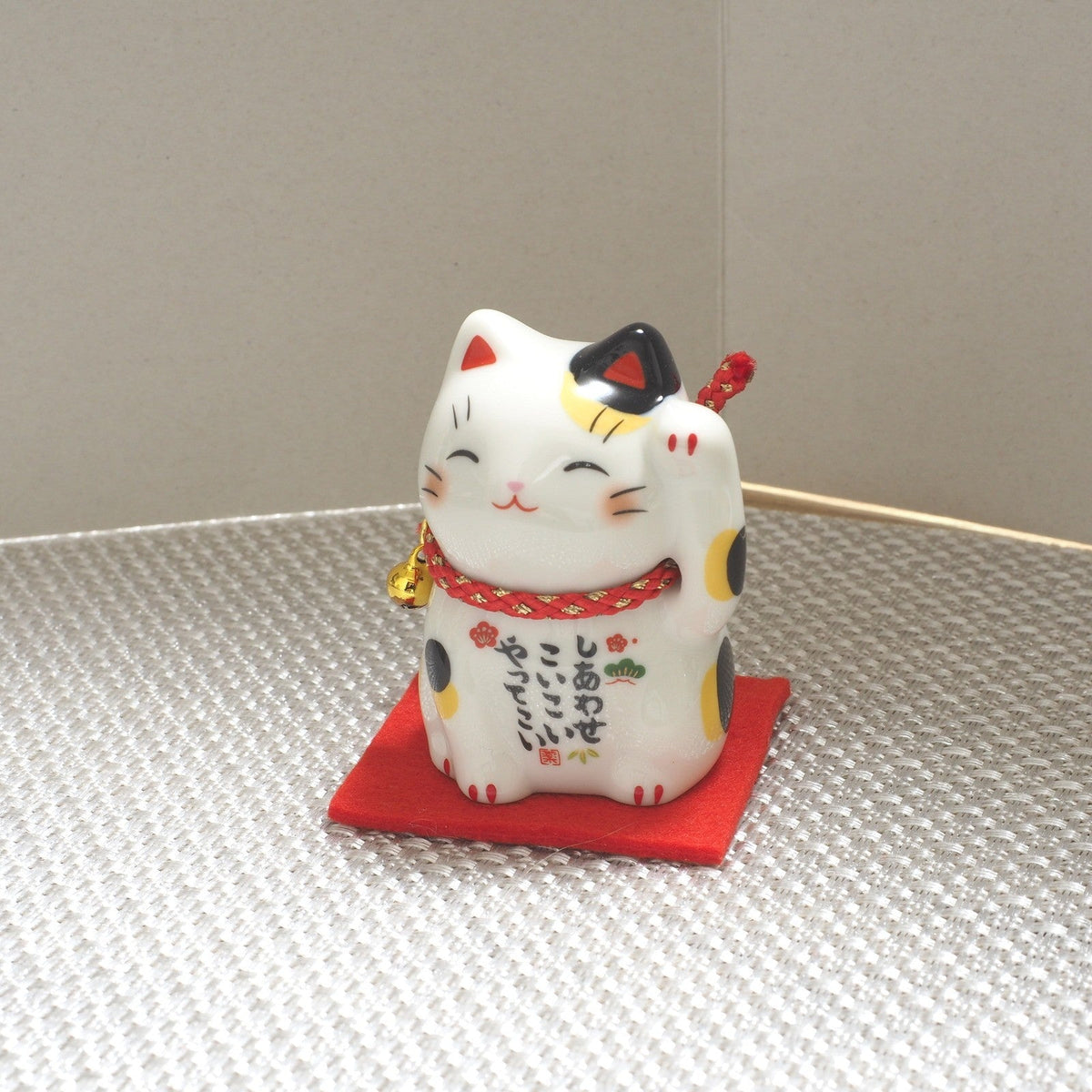 Japanese Lucky Cat Pair – Brown Calico & Calico Maneki Neko | Yakushigama