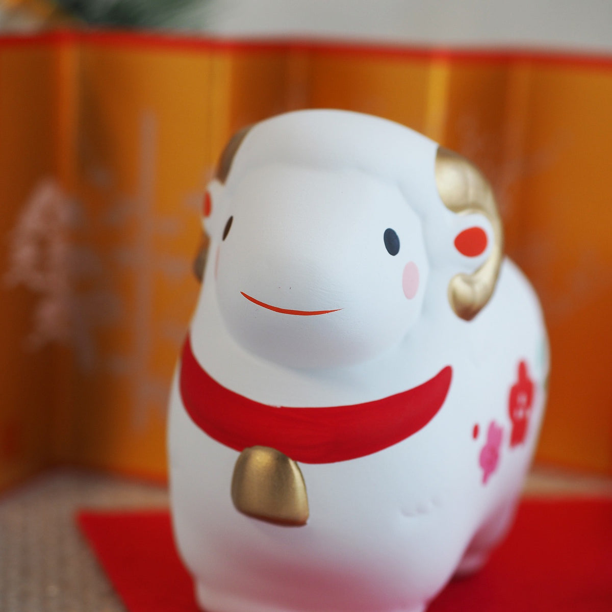 Parent Sheep and Two Lambs Zodiac Figurine Set with Plum Blossoms | Yakushigama 2027