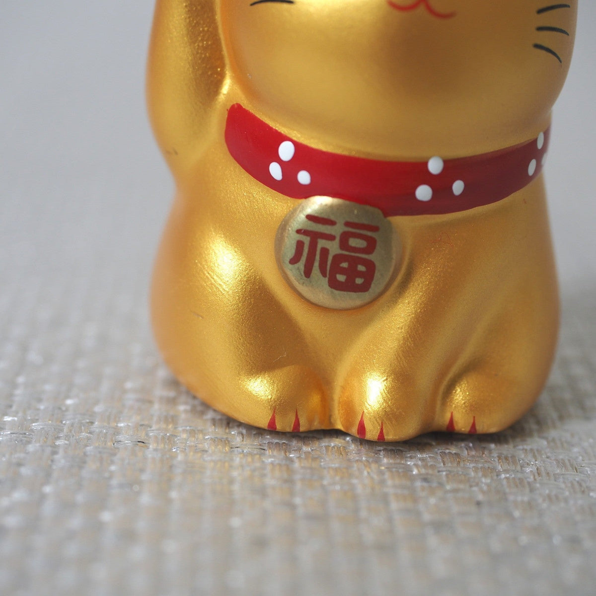 Mini Japanese Lucky Cat Pair – White & Gold Maneki Neko | Yakushigama