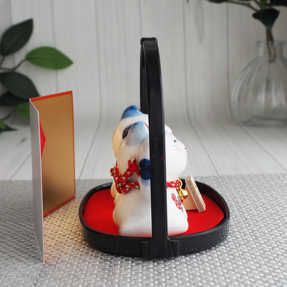 Blue & White Lucky Cat Pair (Maneki Neko) – Inviting Prosperity & Welcoming People | Yakushigama