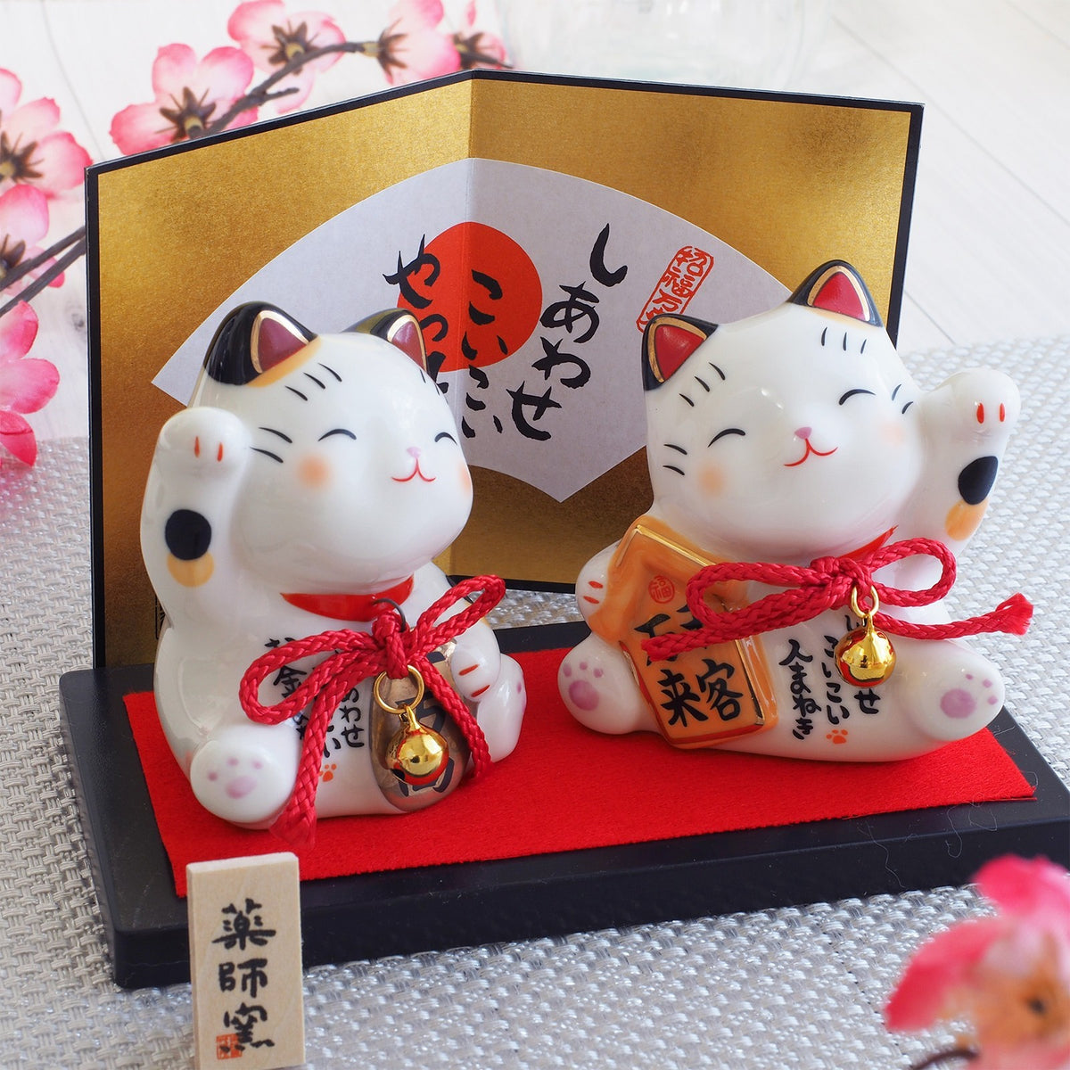 Maneki Neko Japanese Lucky Cat Pair – Wealth & Welcome | Yakushigama