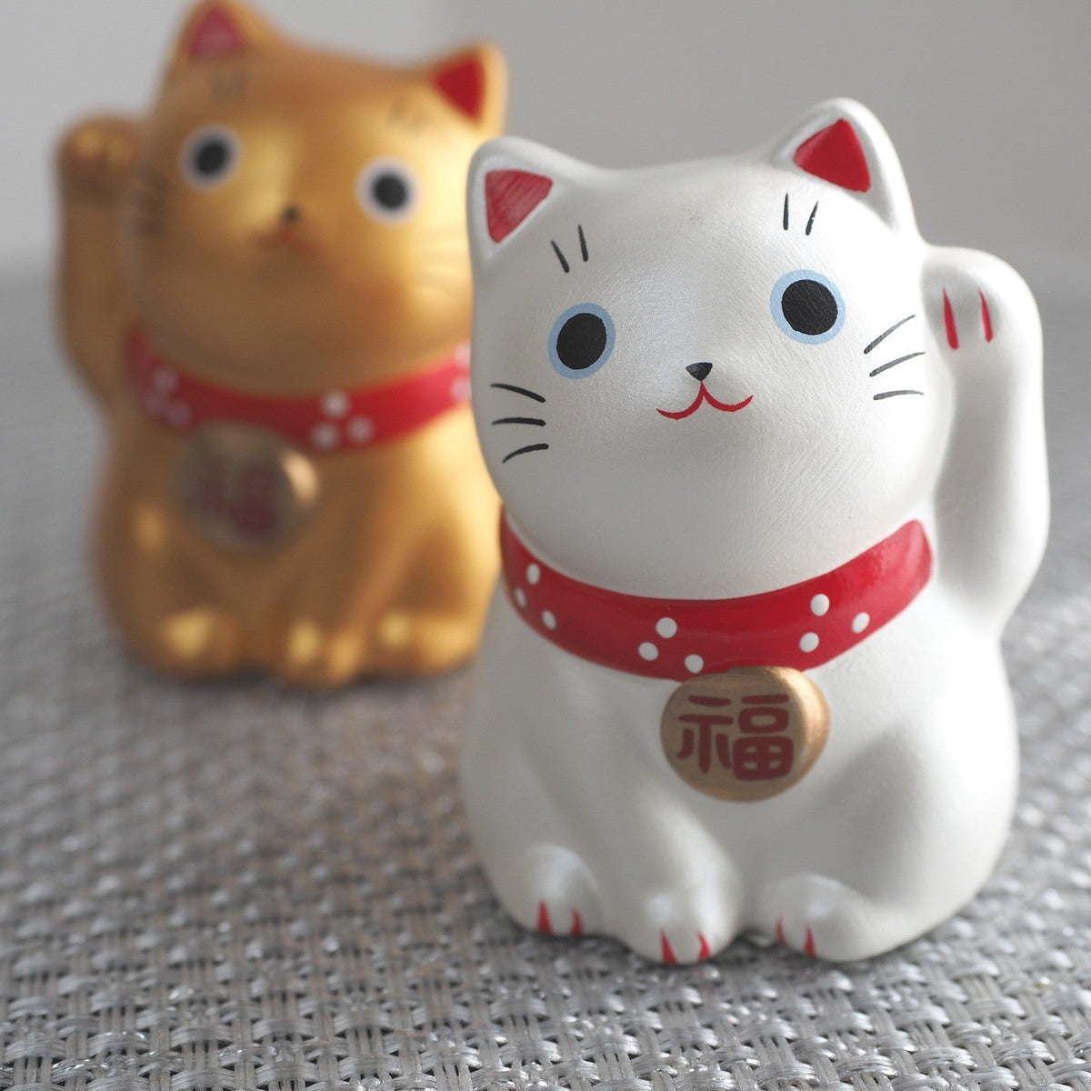 Mini Japanese Lucky Cat Pair – Gold & Silver Maneki Neko | Yakushigama