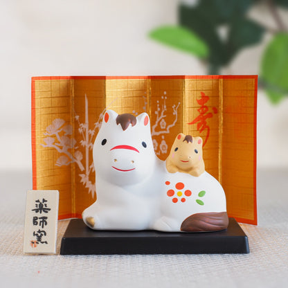 Horse and Foal Zodiac Figurine with Display Screen | Yakushigama 2026 Zodiac