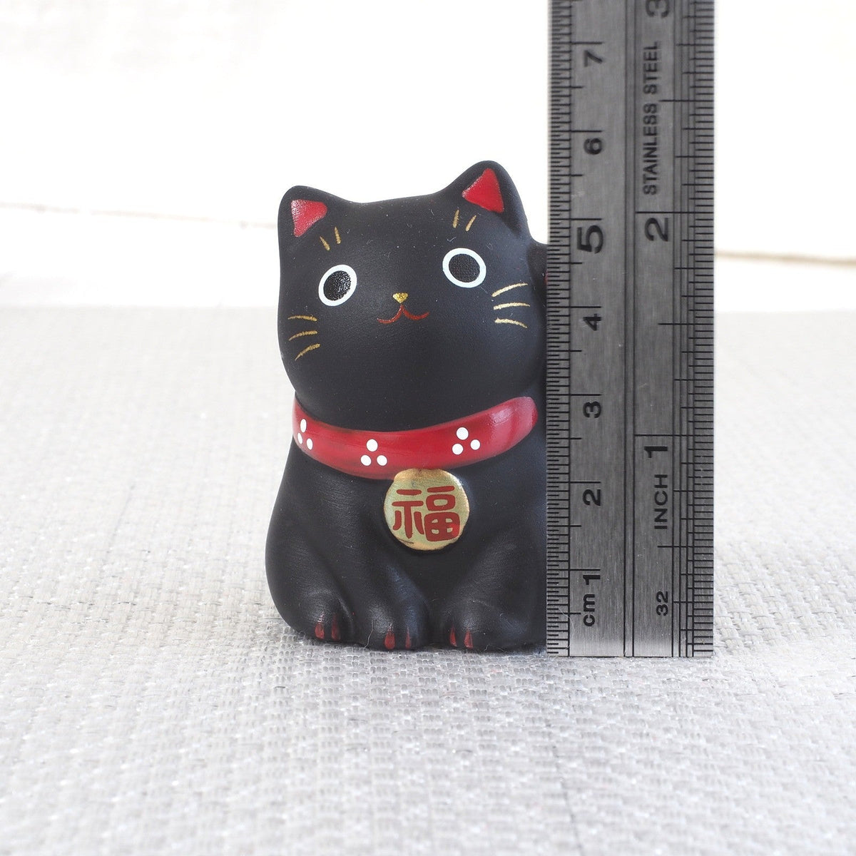 Mini Japanese Lucky Cat Pair – Black & Gold Maneki Neko | Yakushigama