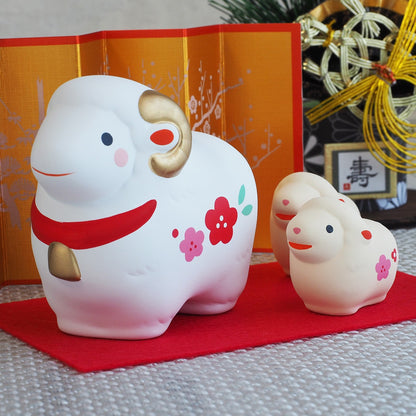 Parent Sheep and Two Lambs Zodiac Figurine Set with Plum Blossoms | Yakushigama 2027