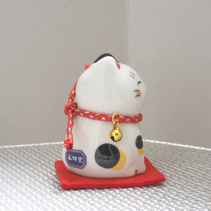 Japanese Lucky Cat Pair – Brown Calico & Calico Maneki Neko | Yakushigama