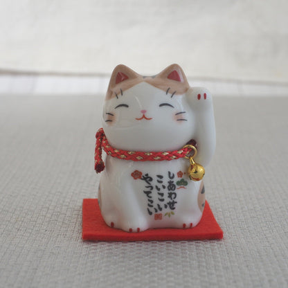 Japanese Lucky Cat Figurine – Orange Tabby Maneki Neko | Yakushigama