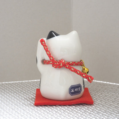 Japanese Lucky Cat Pair – Brown Calico & Calico Maneki Neko | Yakushigama