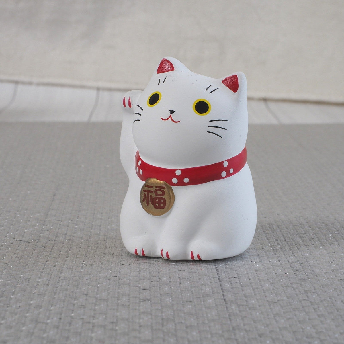 Mini Japanese Lucky Cat Pair – White & Gold Maneki Neko | Yakushigama