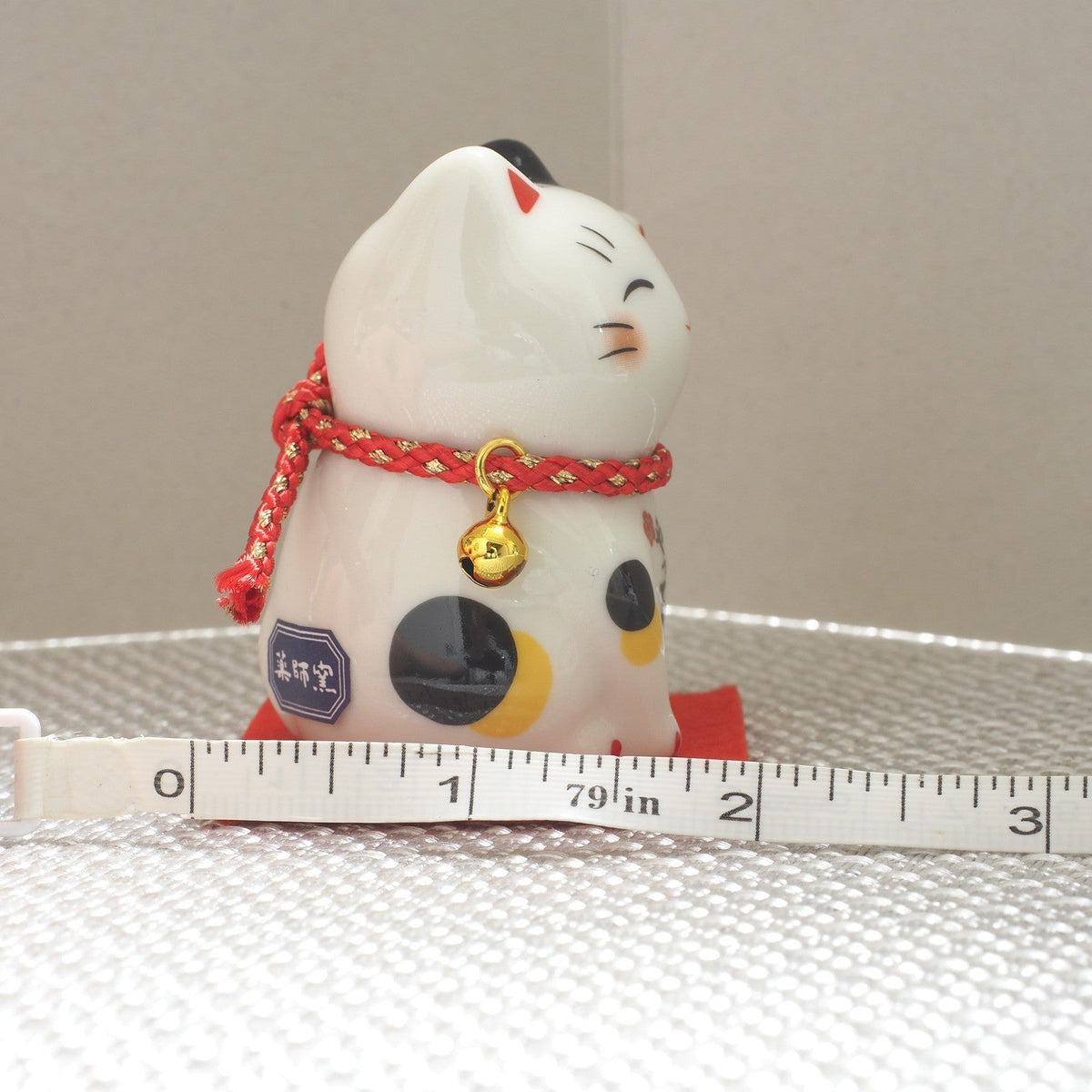 Japanese Lucky Cat Figurine – Calico Maneki Neko | Yakushigama