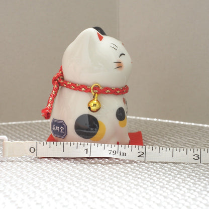 Japanese Lucky Cat Figurine – Calico Maneki Neko | Yakushigama