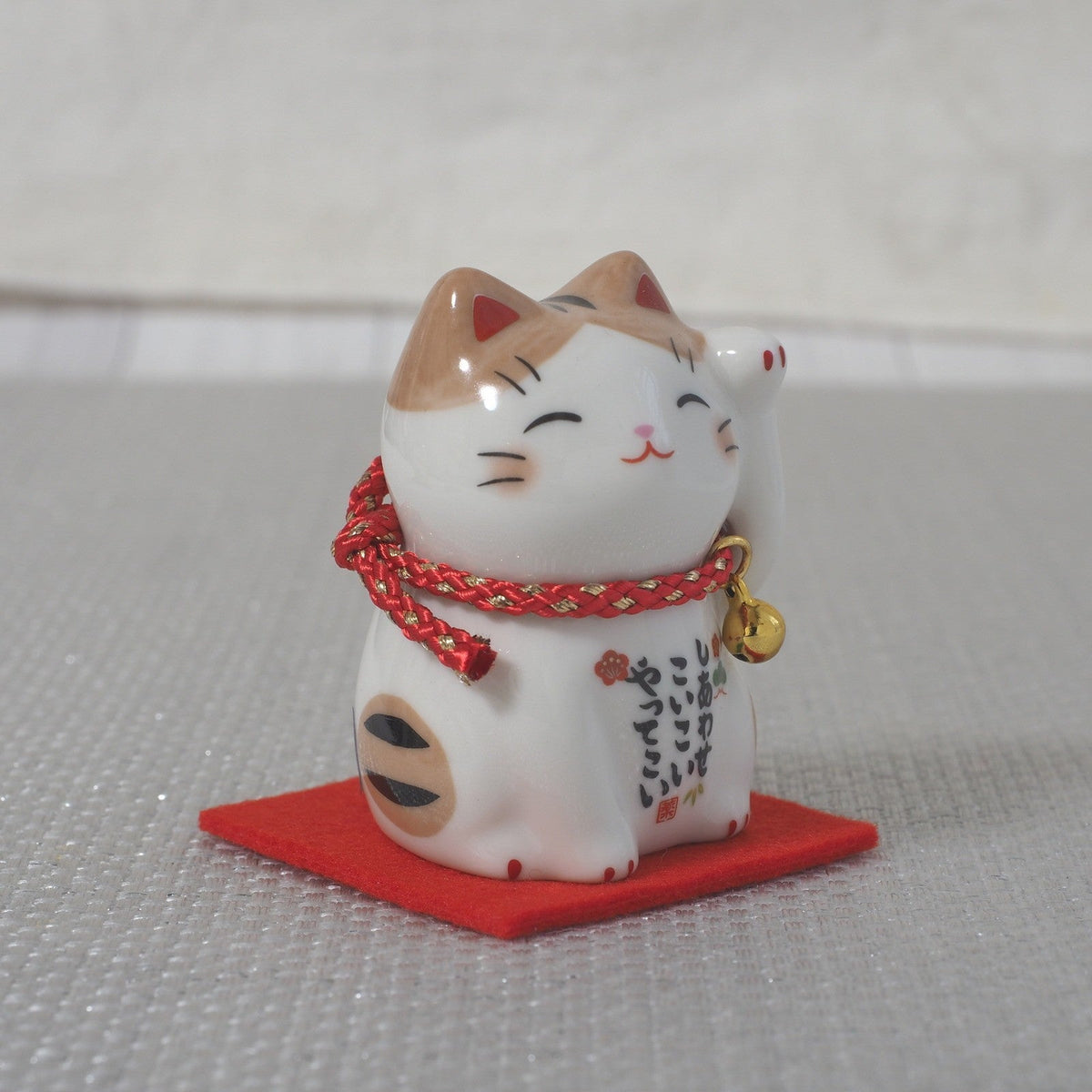Japanese Lucky Cat Figurine – Orange Tabby Maneki Neko | Yakushigama