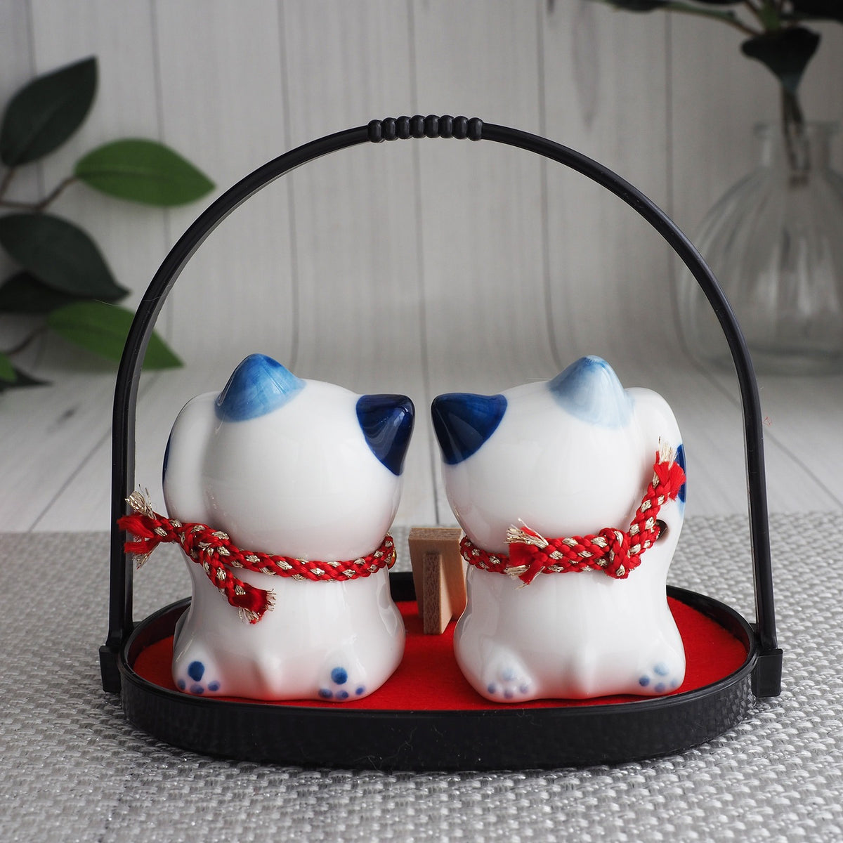 Blue & White Lucky Cat Pair (Maneki Neko) – Inviting Prosperity & Welcoming People | Yakushigama