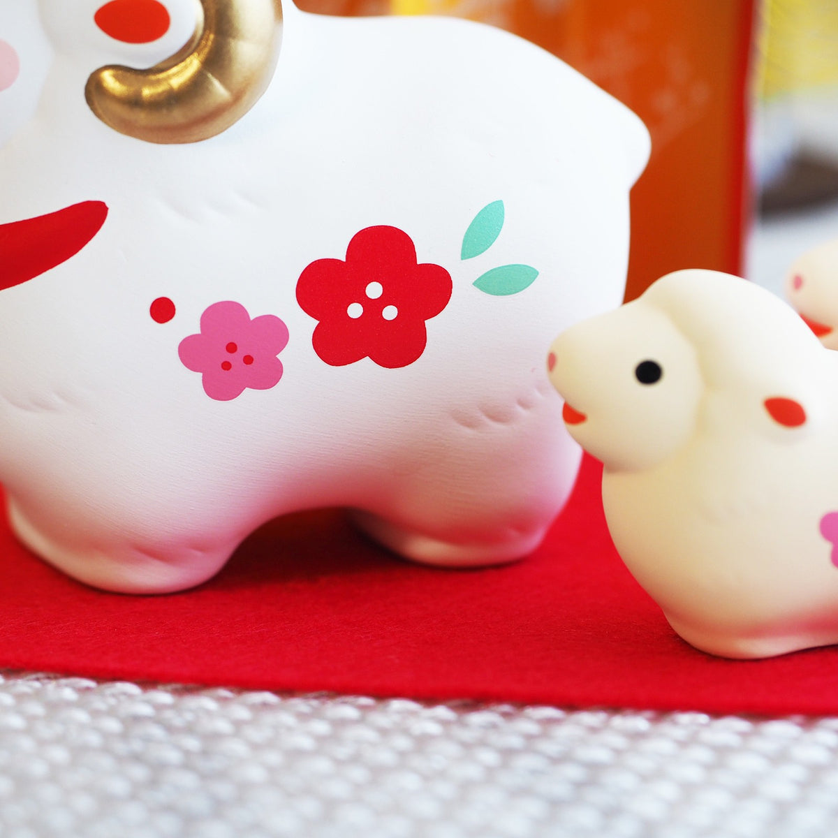 Parent Sheep and Two Lambs Zodiac Figurine Set with Plum Blossoms | Yakushigama 2027