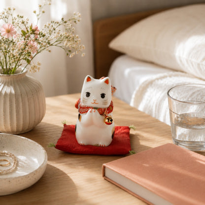 Mini Japanese Prayer Cat Figurine – Lucky Cat for Wishes | Yakushigama