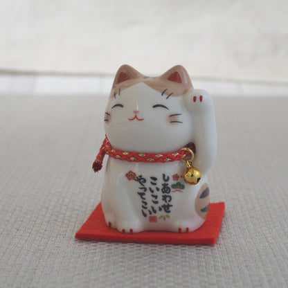 Japanese Lucky Cat Figurine – Orange Tabby Maneki Neko | Yakushigama