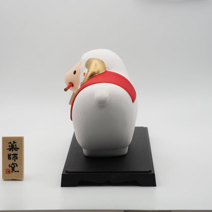 Sheep Zodiac Ornament with Hamaya Arrow and Display Set | Yakushigama 2027