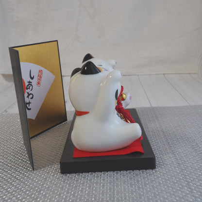 Maneki Neko Japanese Lucky Cat Pair – Wealth & Welcome | Yakushigama