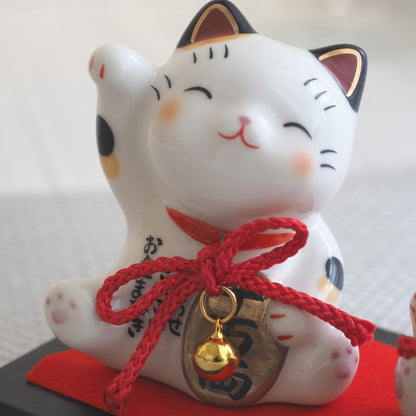 Maneki Neko Japanese Lucky Cat Pair – Wealth & Welcome | Yakushigama