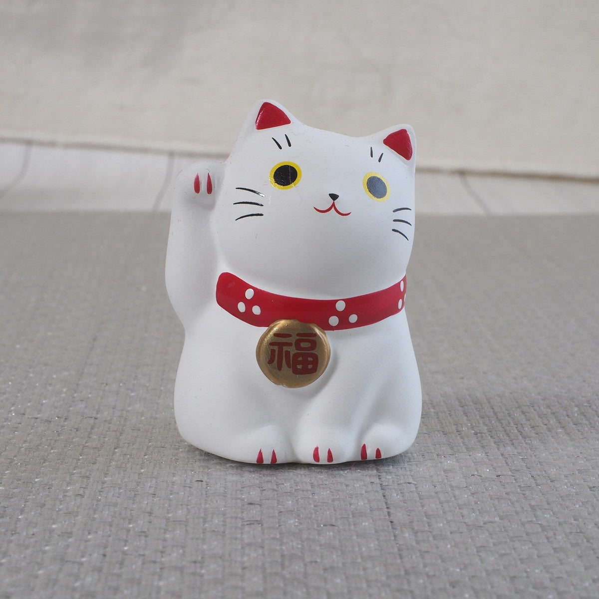 Mini Japanese Lucky Cat Pair – White & Black Maneki Neko | Yakushigama
