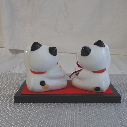 Maneki Neko Japanese Lucky Cat Pair – Wealth & Welcome | Yakushigama