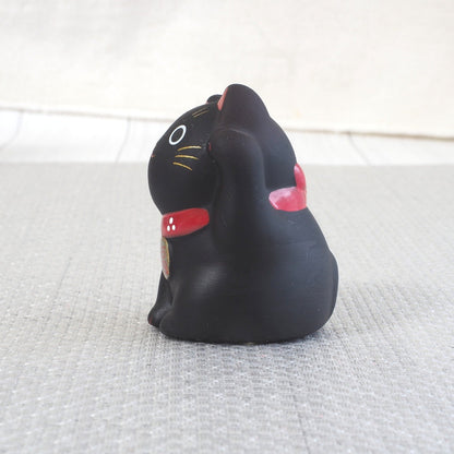 Mini Japanese Lucky Cat Pair – White & Black Maneki Neko | Yakushigama