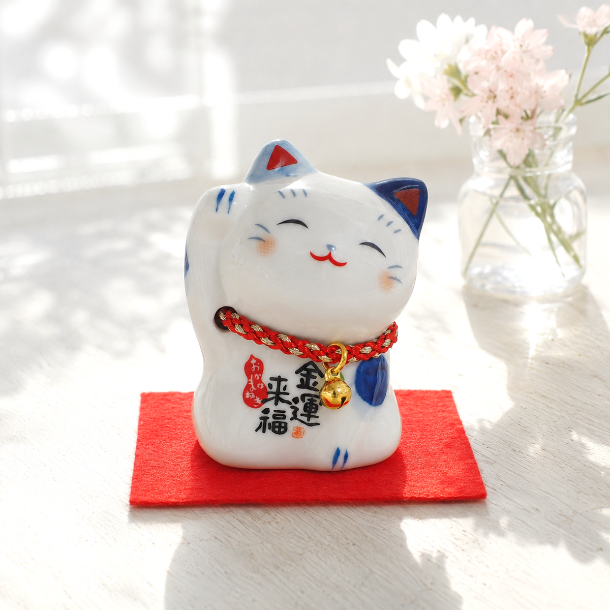 Blue & White Japanese Maneki Neko – Right Paw Raised to Invite Money | Yakushigama