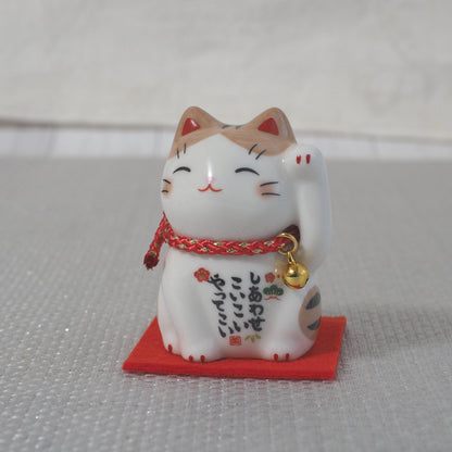 Japanese Lucky Cat Figurine – Orange Tabby Maneki Neko | Yakushigama