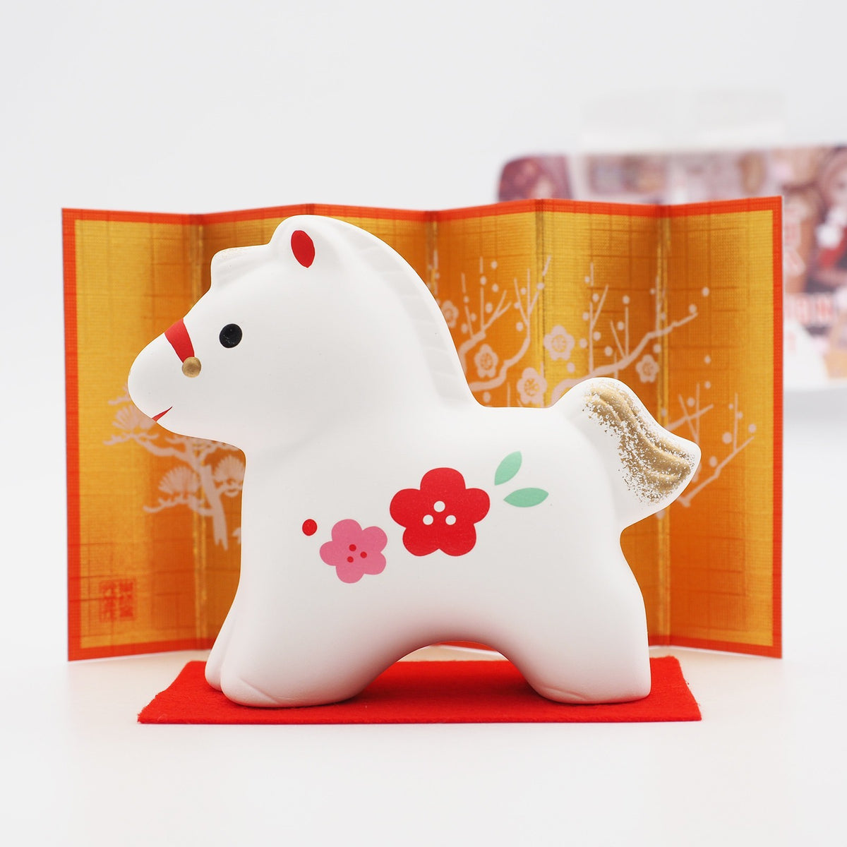 Red Plum Horse Zodiac Figurine with Display Screen | Yakushigama 2026 Zodiac